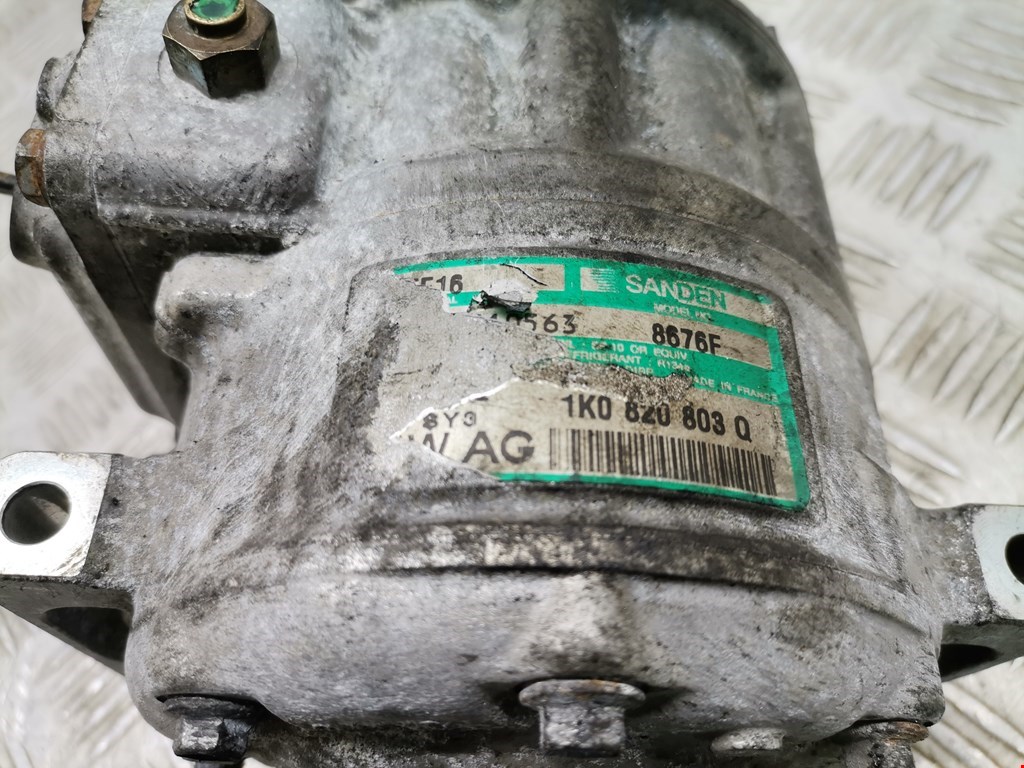 Компрессор кондиционера (системы кондиционирования) VOLKSWAGEN Golf V 2003-2009