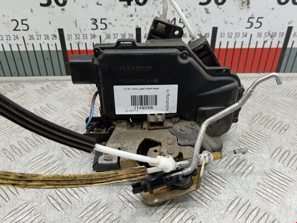 Замок двери задней левой AUDI A6 C5 1997-2004
