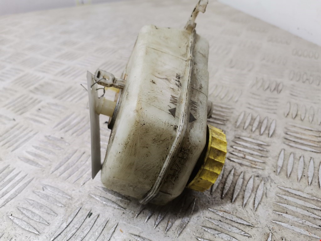 Бачок главного тормозного цилиндра SEAT Ibiza 2002-2008