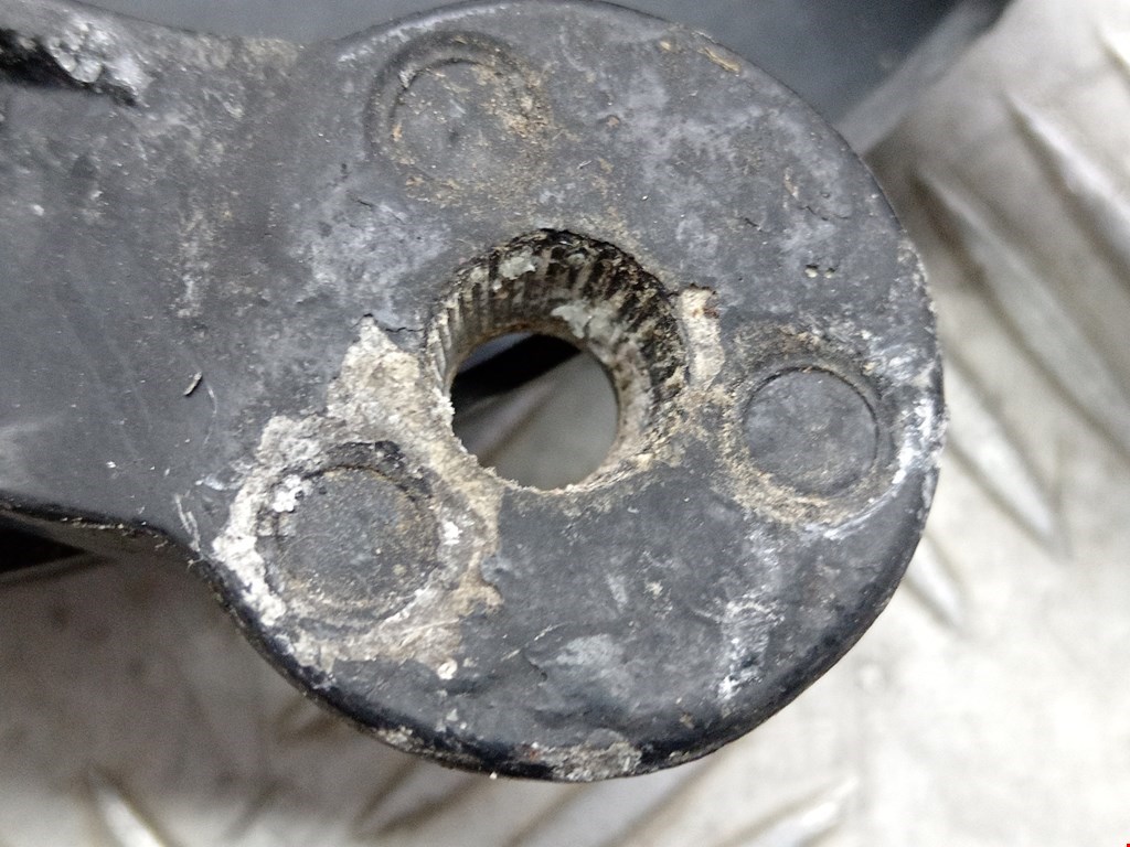 Поводок дворников передний левый/ правый BMW 5er 5 серия E39 1995-2004