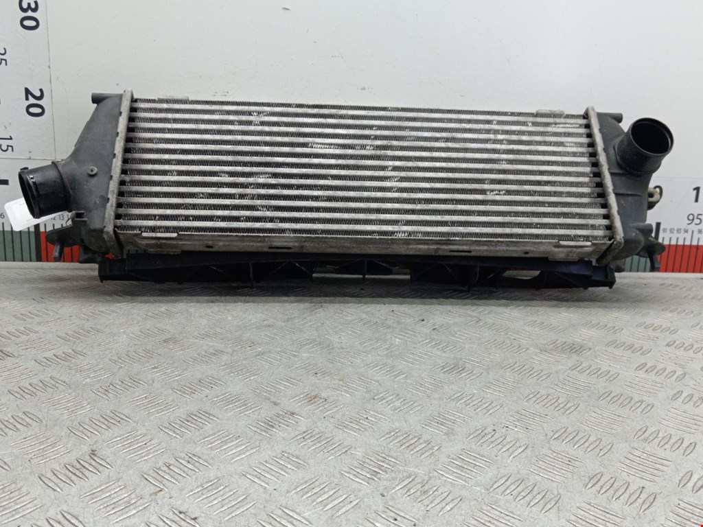 Интеркулер (радиатор интеркулера) OPEL Vivaro A 2001-2014