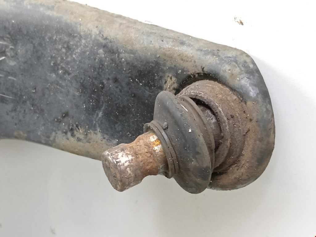 Балка подмоторная (подрамник) MITSUBISHI Space Star 1999-2006