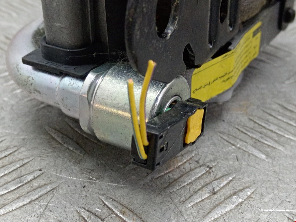 Ремень безопасности передний левый MITSUBISHI Grandis 2003-2011