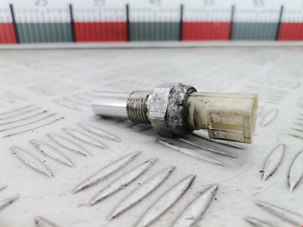 Датчик включения заднего хода FORD Focus I 1998-2005