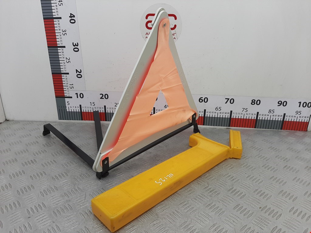 Знак аварийной остановки CITROEN Berlingo 1996-2012