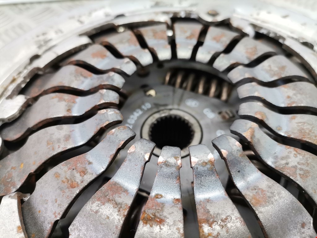 Маховик (демпфер сцепления) RENAULT Kangoo 1997-2008