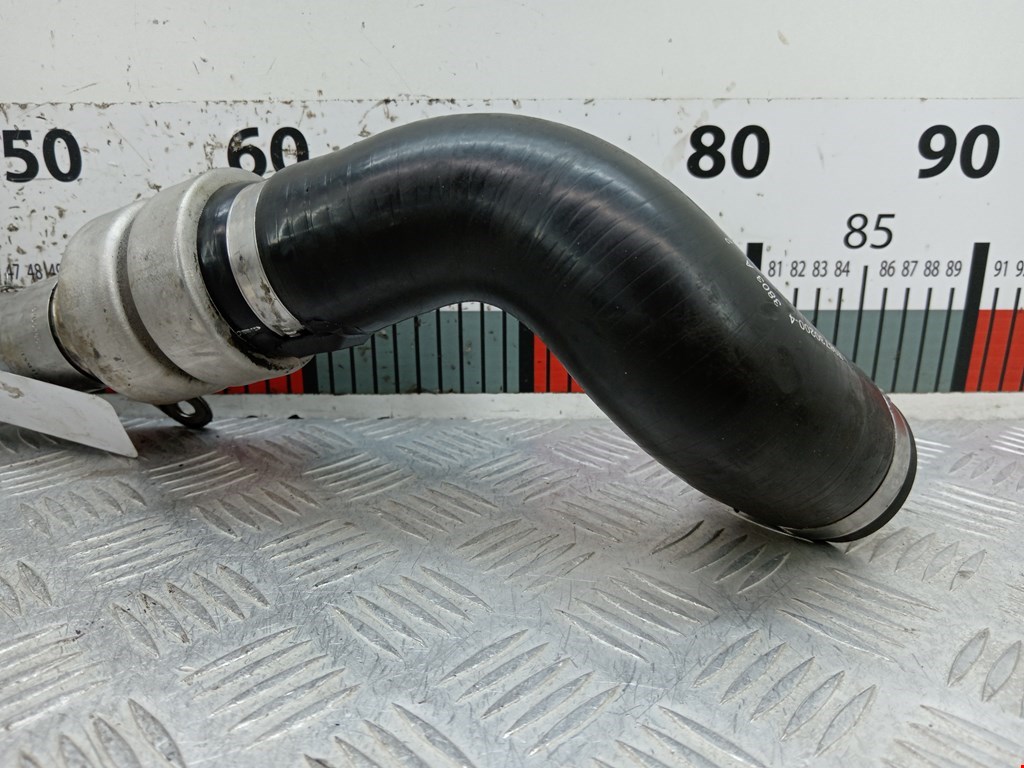 Патрубок интеркулера RENAULT Megane II 2002-2009