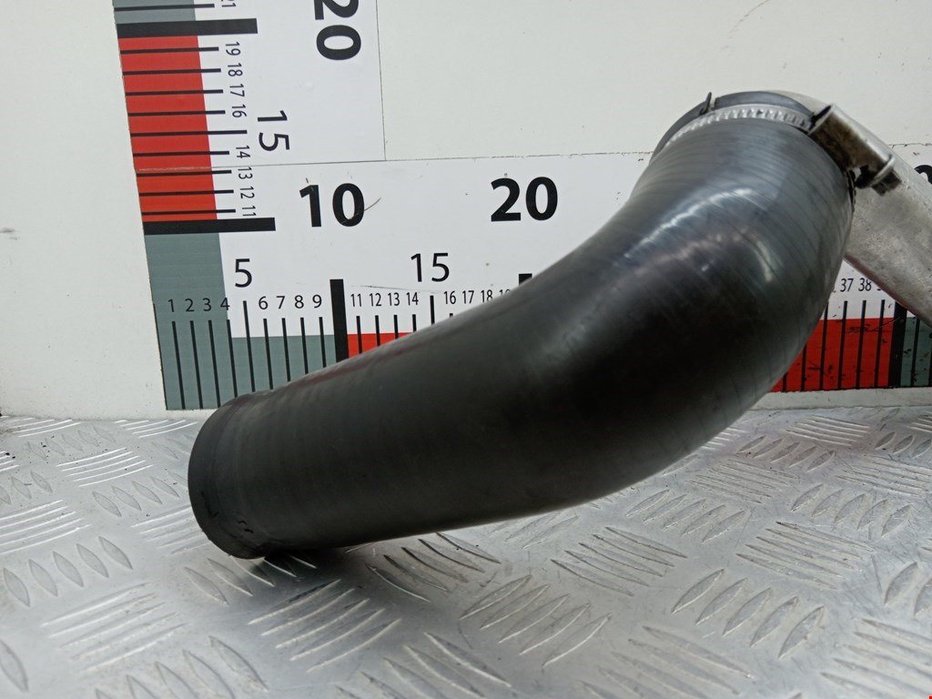 Патрубок интеркулера RENAULT Megane II 2002-2009