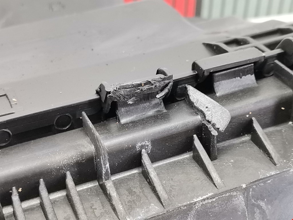 Корпус воздушного фильтра RENAULT Kangoo 1997-2008