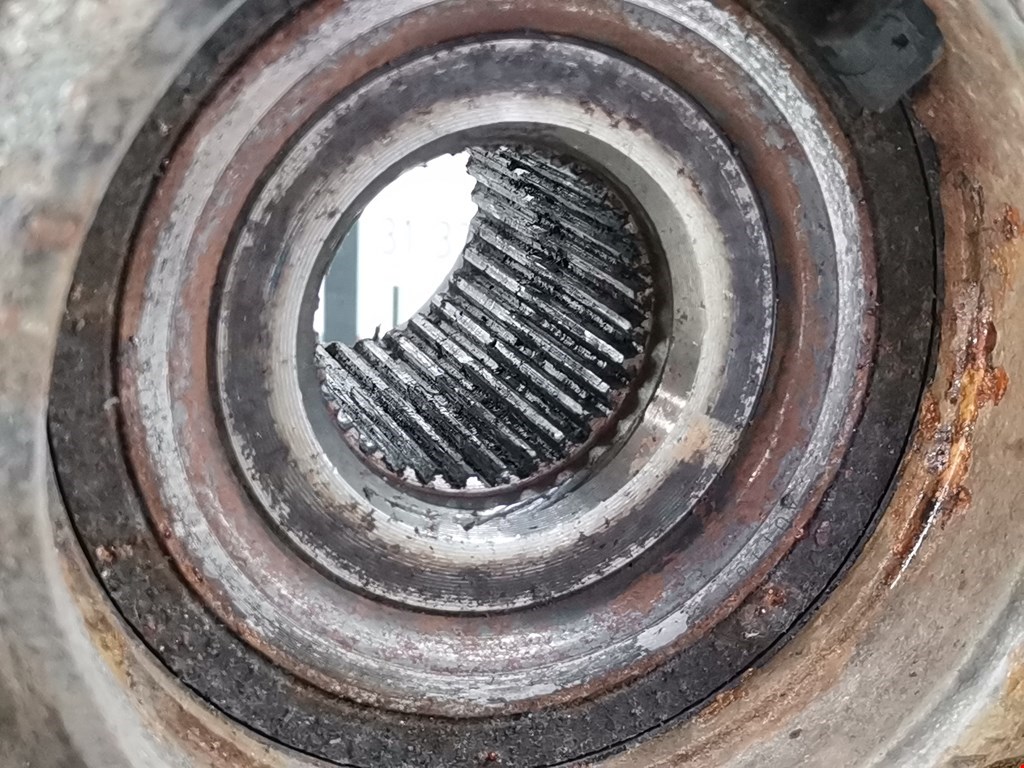 Ступица передняя правая MERCEDES-BENZ R-Class W251 2005-2017