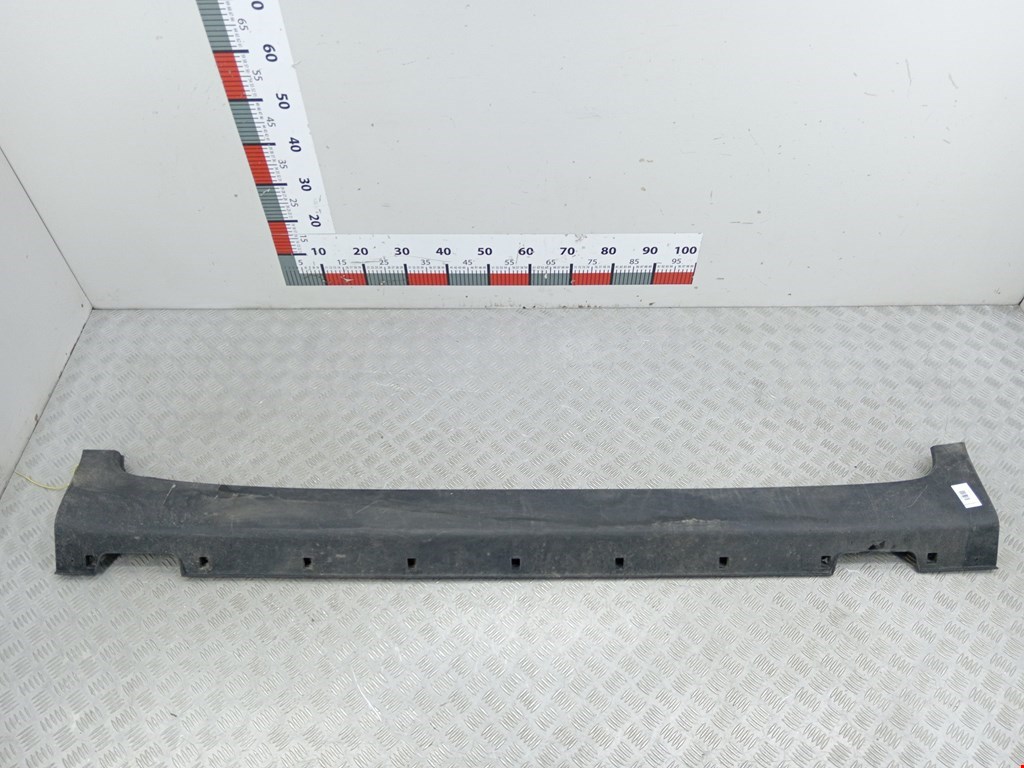 Накладка декоративная на порог правая Kia Sportage 3 (SL) (2010-2016)