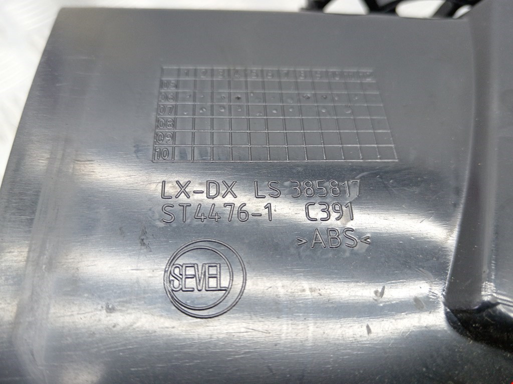 Дефлектор воздушный CITROEN Jumper 250 2006-н.в.