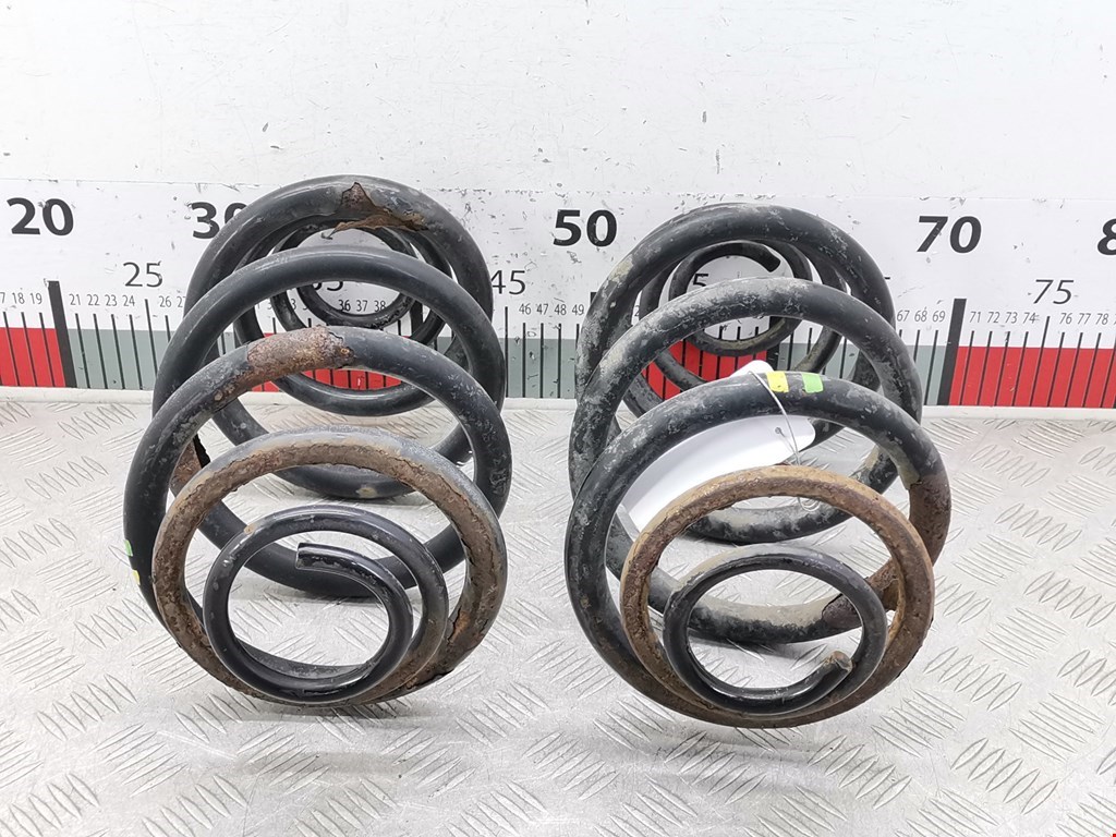 Пружина передняя левая/правая RENAULT Trafic II 2001-2014