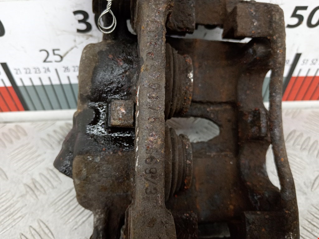 Суппорт передний левый RENAULT Trafic II 2001-2014