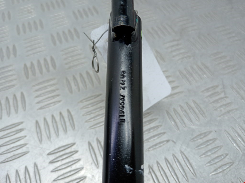 Крюк буксировочный RENAULT Scenic II 2003-2010