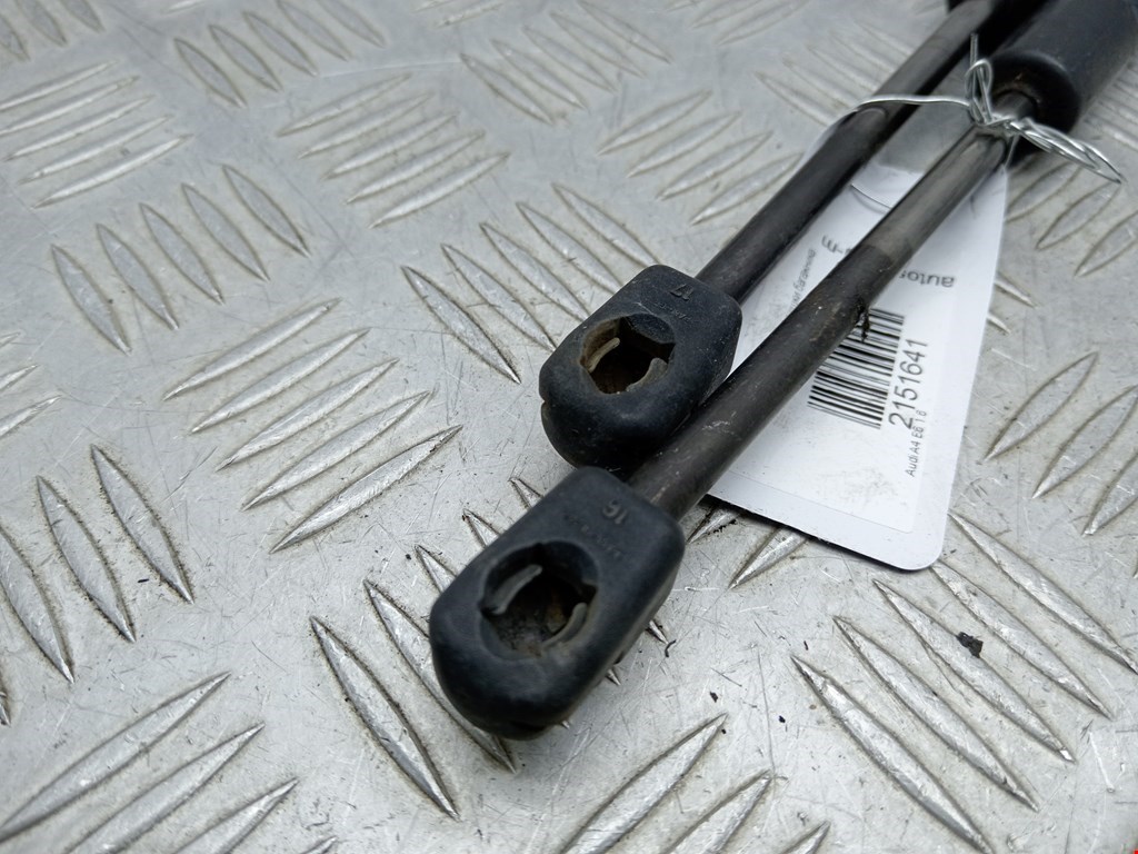 Амортизатор крышки (двери) багажника AUDI A4 B6 2001-2005