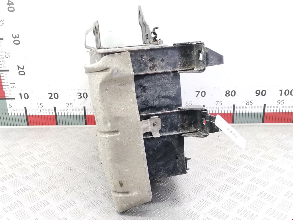 Крепление АКБ (корпус/подставка) RENAULT Trafic II 2001-2014