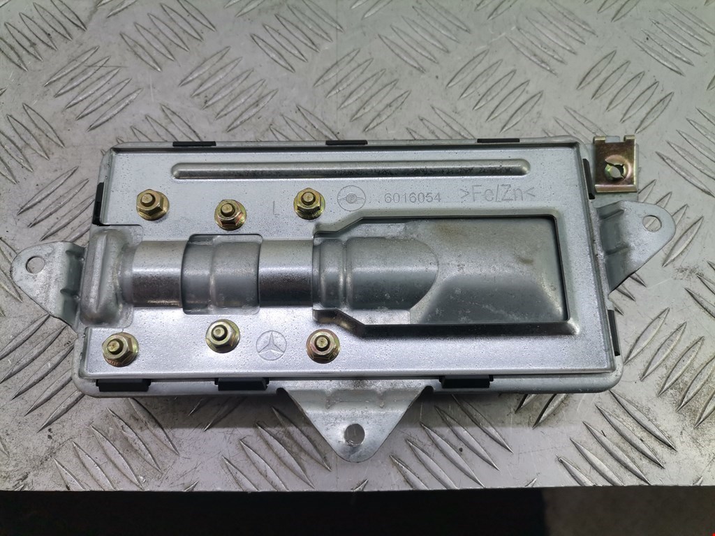 Подушка безопасности в дверь MERCEDES-BENZ A-Class W168 1997-2004