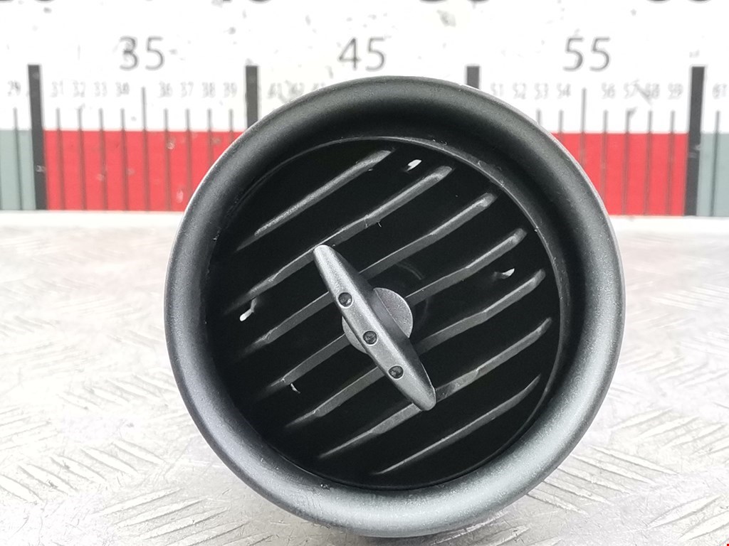 Дефлектор воздушный SEAT Ibiza 2002-2008