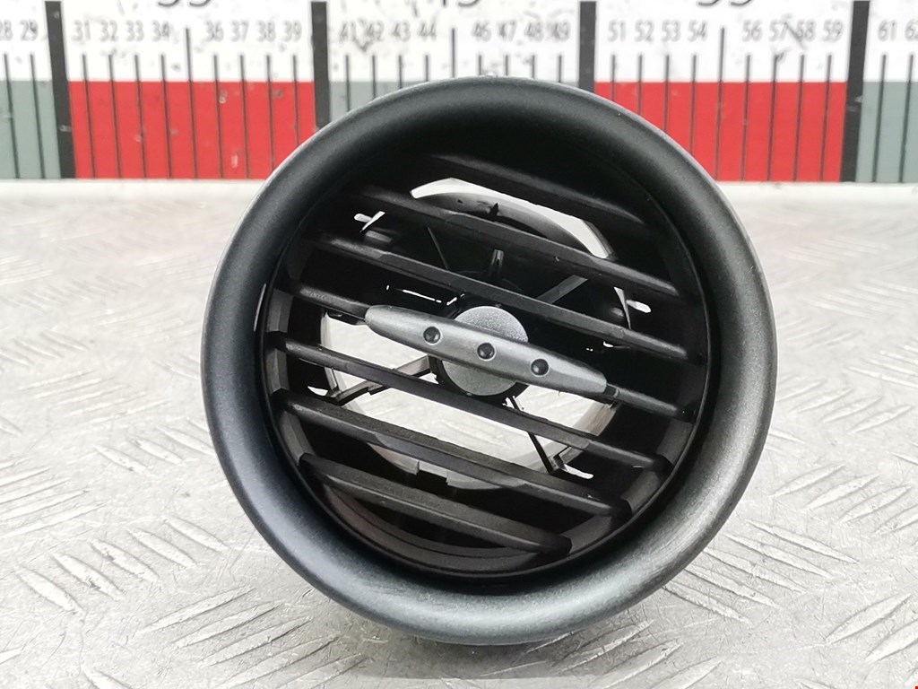 Дефлектор воздушный SEAT Ibiza 2002-2008