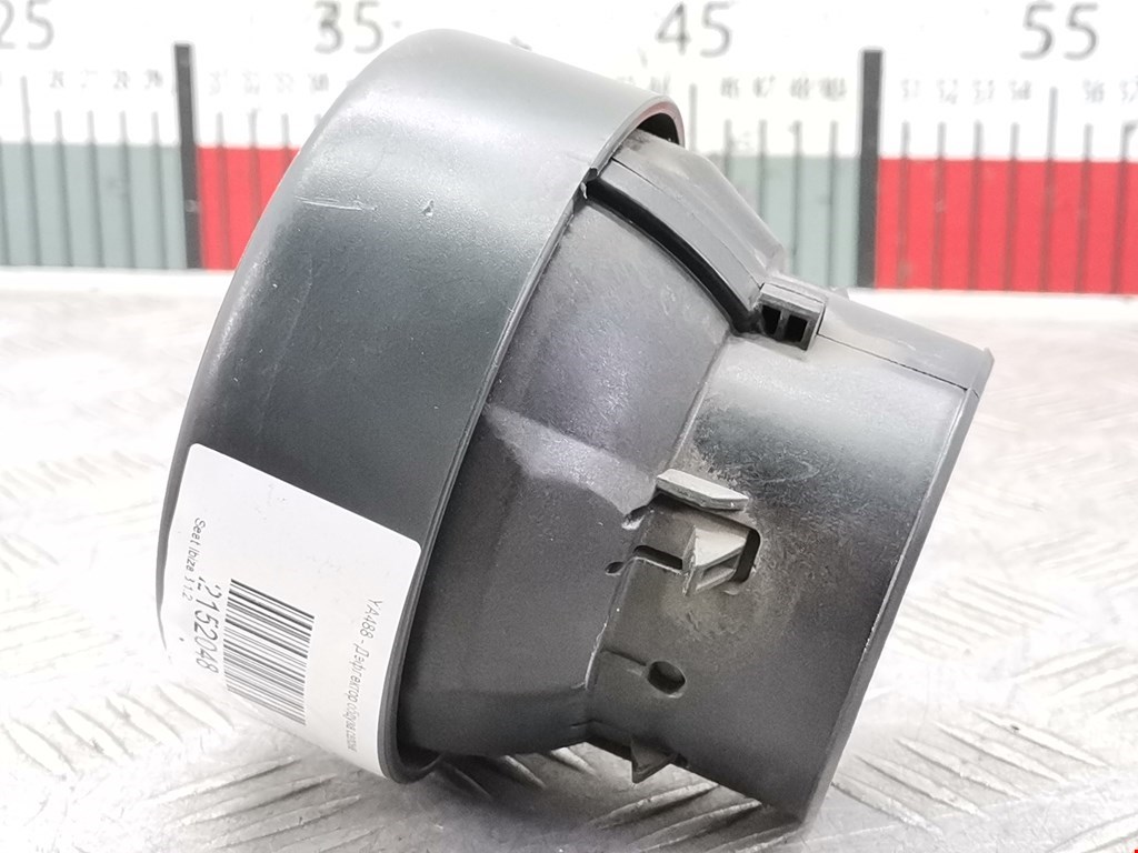 Дефлектор воздушный SEAT Ibiza 2002-2008