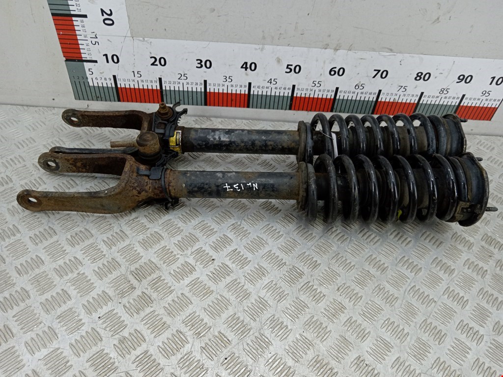 Амортизатор передний левый MERCEDES-BENZ R-Class W251 2005-2017