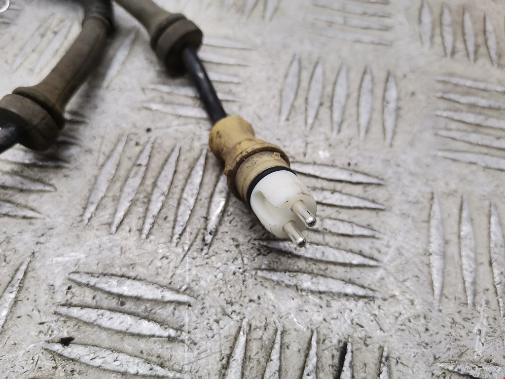 Датчик ABS передний левый OPEL Vivaro A 2001-2014