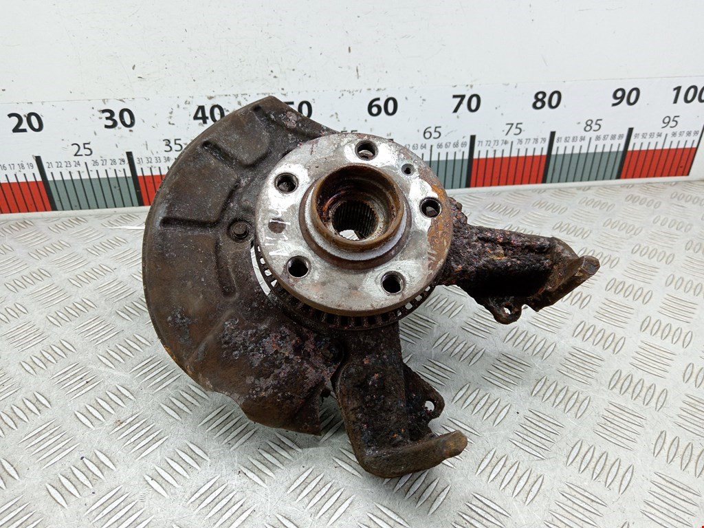 Ступица передняя правая VOLKSWAGEN Golf IV 1997-2003