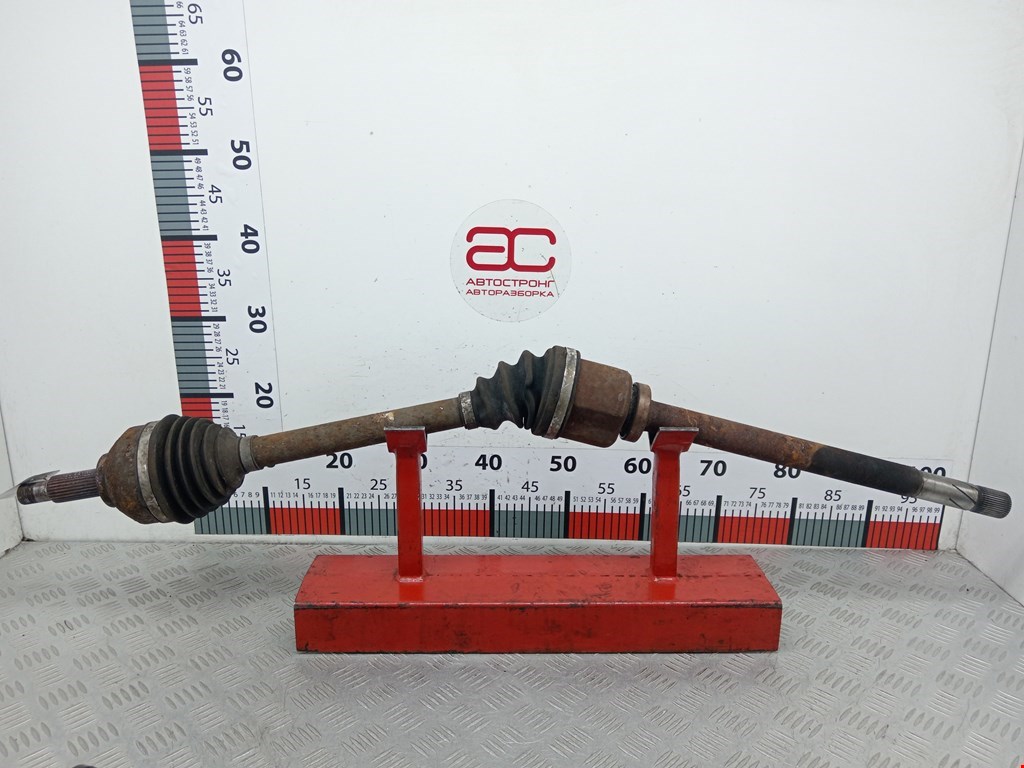 Полуось (привод, приводной вал) передняя правая OPEL Vivaro A 2001-2014
