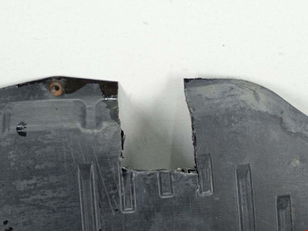 Защита картера (двигателя) VOLKSWAGEN Polo IV 2001-2009