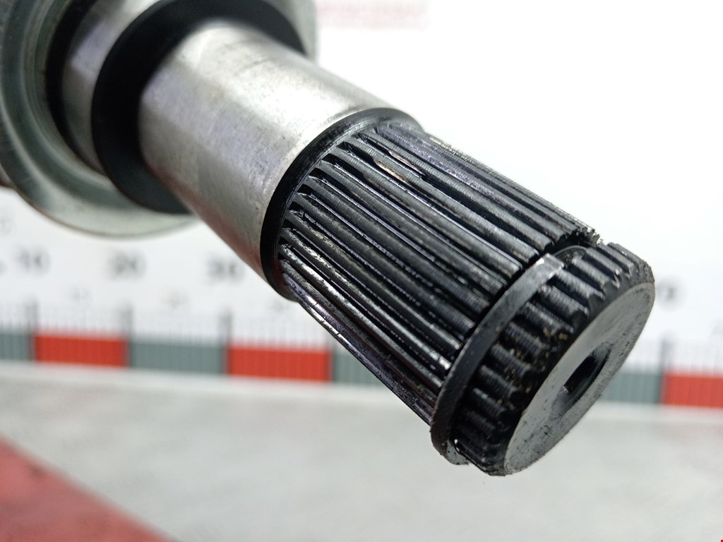 Полуось (привод, приводной вал) передняя левая MERCEDES-BENZ R-Class W251 2005-2017