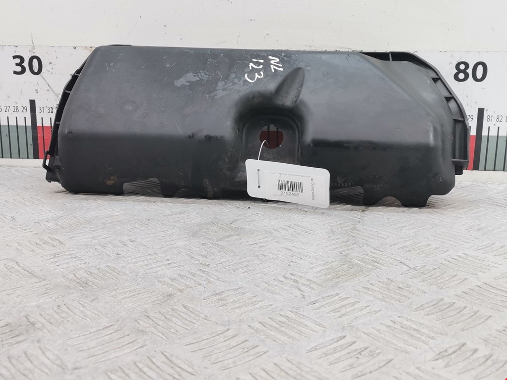 Накладка (крышка) декоративная двигателя Opel Vivaro A (2001-2014)