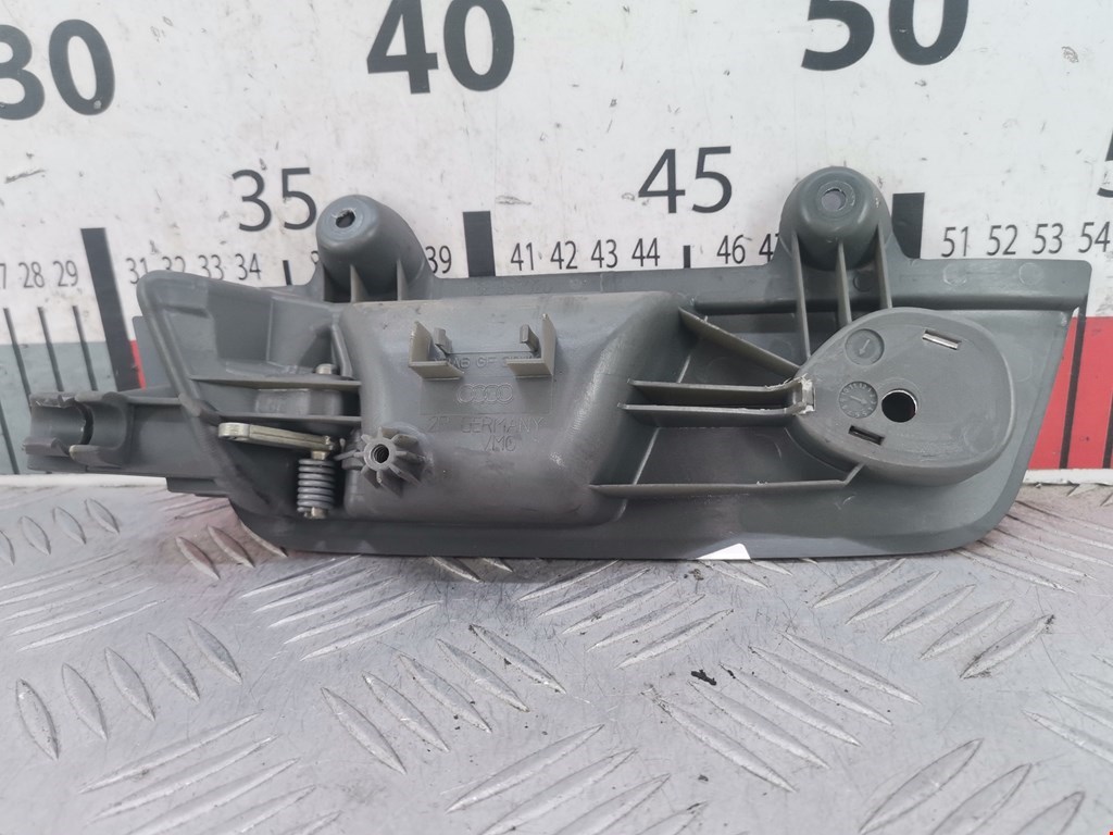 Ручка дверная передняя внутренняя правая AUDI A4 B6 2001-2005