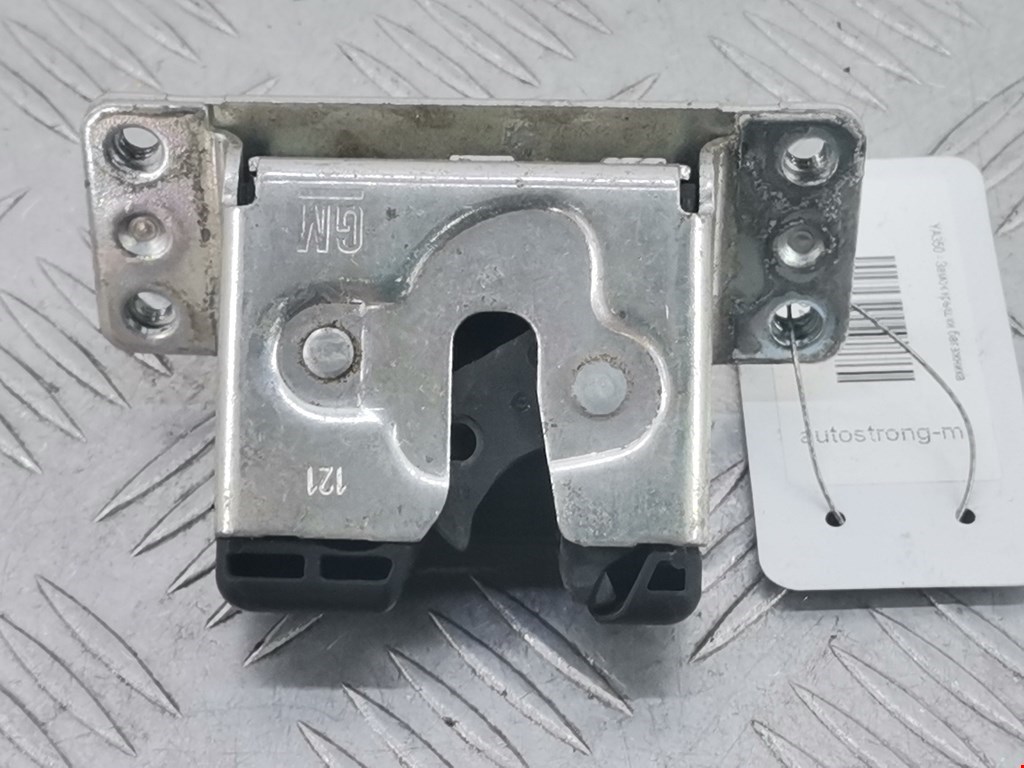 Замок багажника (крышки двери) OPEL Meriva A 2003-2010