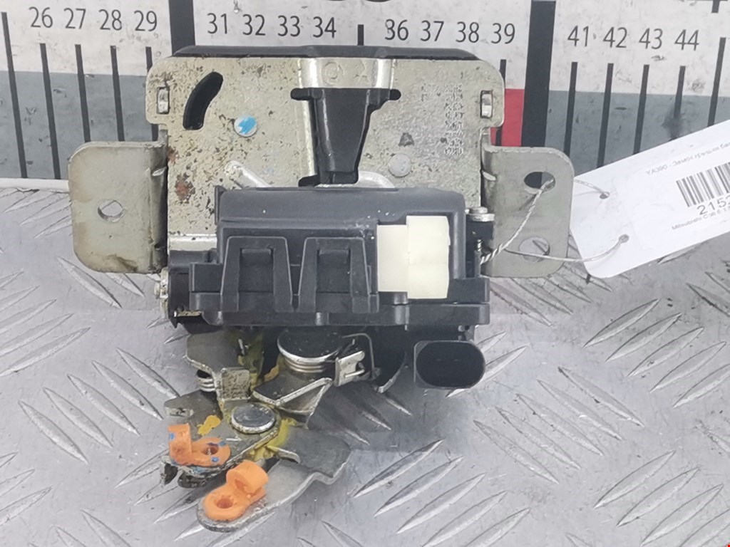 Замок багажника (крышки двери) MITSUBISHI Colt Z3 2003-2012