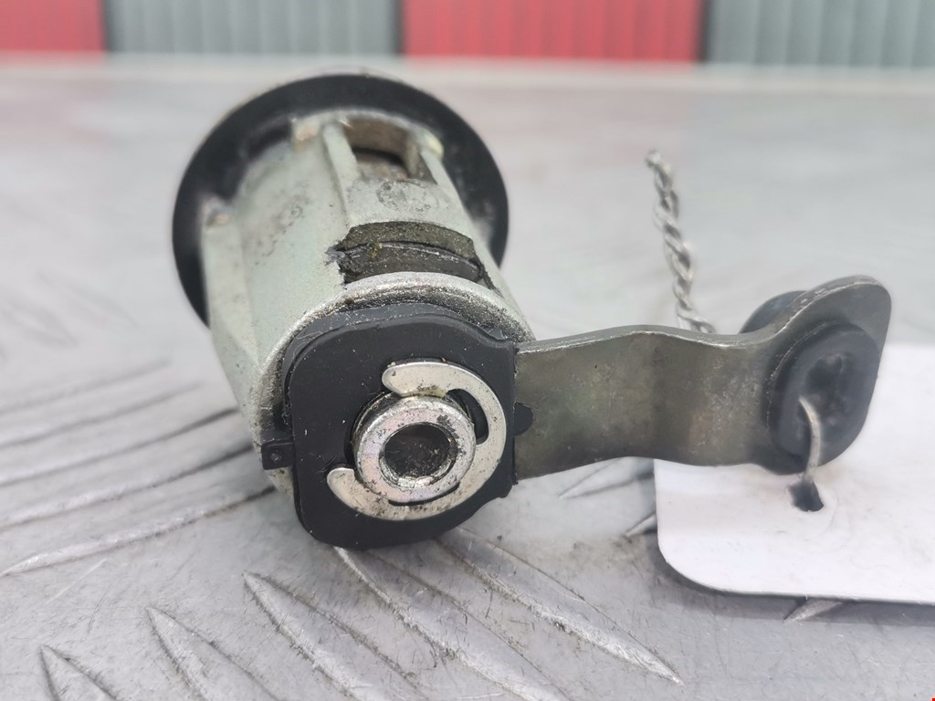 Вставка замка багажника CITROEN Berlingo 1996-2012