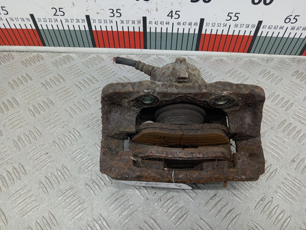 Суппорт передний левый CITROEN Berlingo 1996-2012