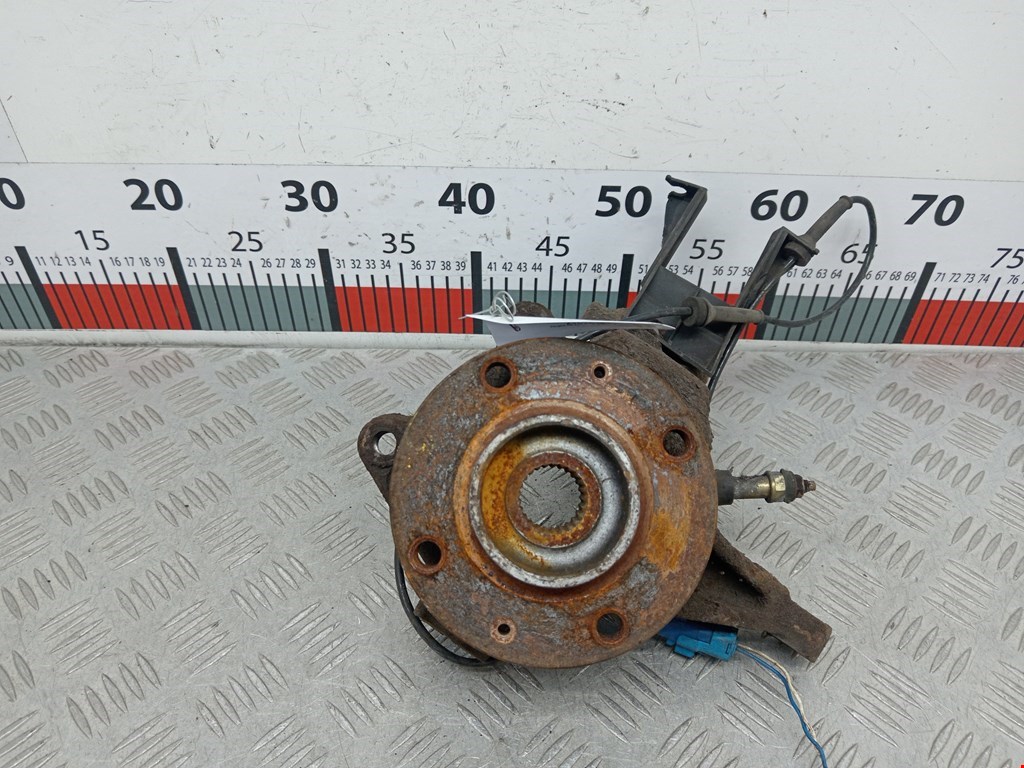 Ступица передняя левая PEUGEOT 206 1998-2012