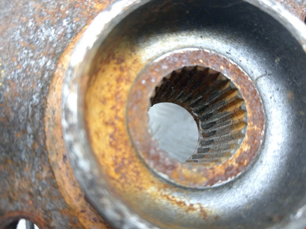 Ступица передняя левая PEUGEOT 206 1998-2012