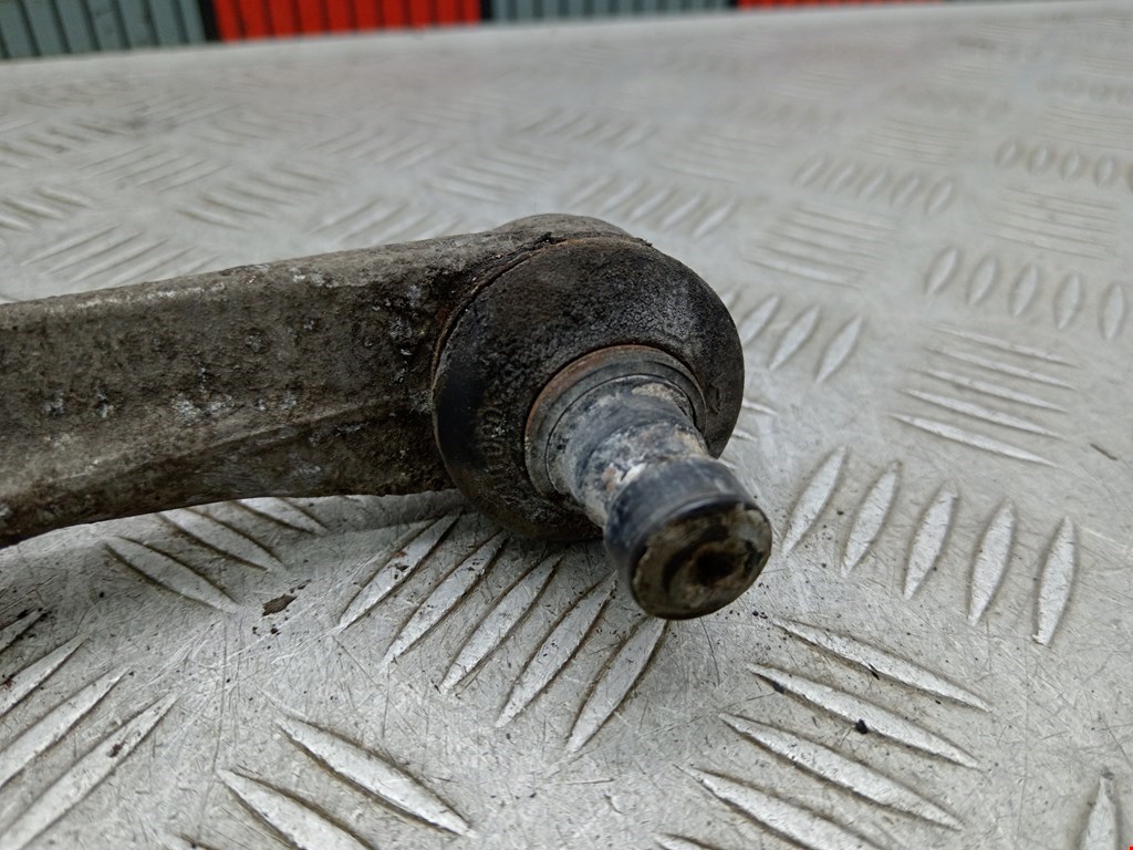 Рычаг передний правый AUDI A4 B6 2001-2005