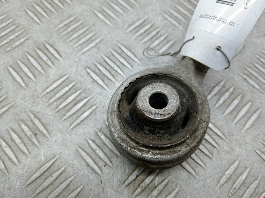 Рычаг передний правый AUDI A4 B6 2001-2005