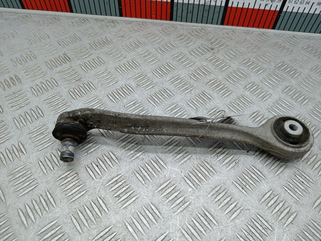 Рычаг передний правый AUDI A4 B6 2001-2005
