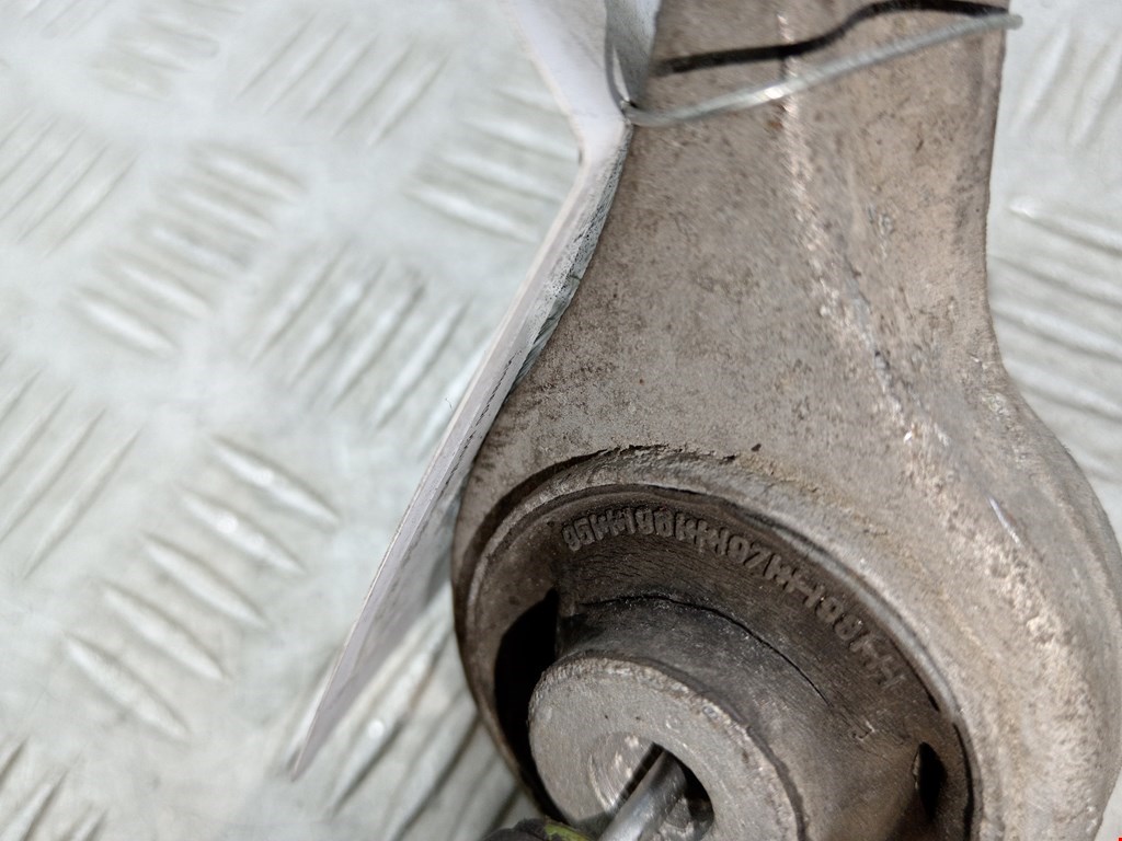 Рычаг передний правый AUDI A4 B6 2001-2005