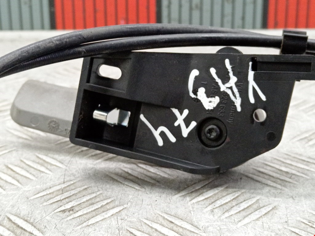 Ручка открывания капота VOLKSWAGEN Golf IV 1997-2003