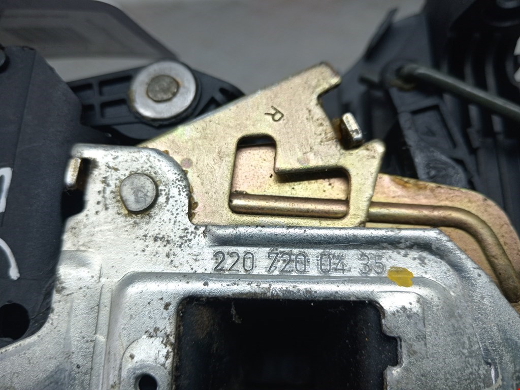 Замок двери передней правой MERCEDES-BENZ S-Class IV W220 1998-2005