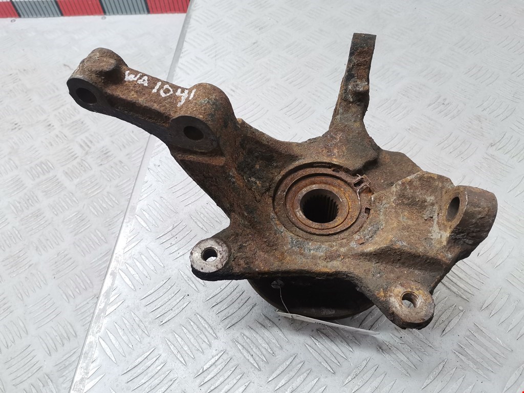 Ступица задняя правая OPEL Vivaro A 2001-2014