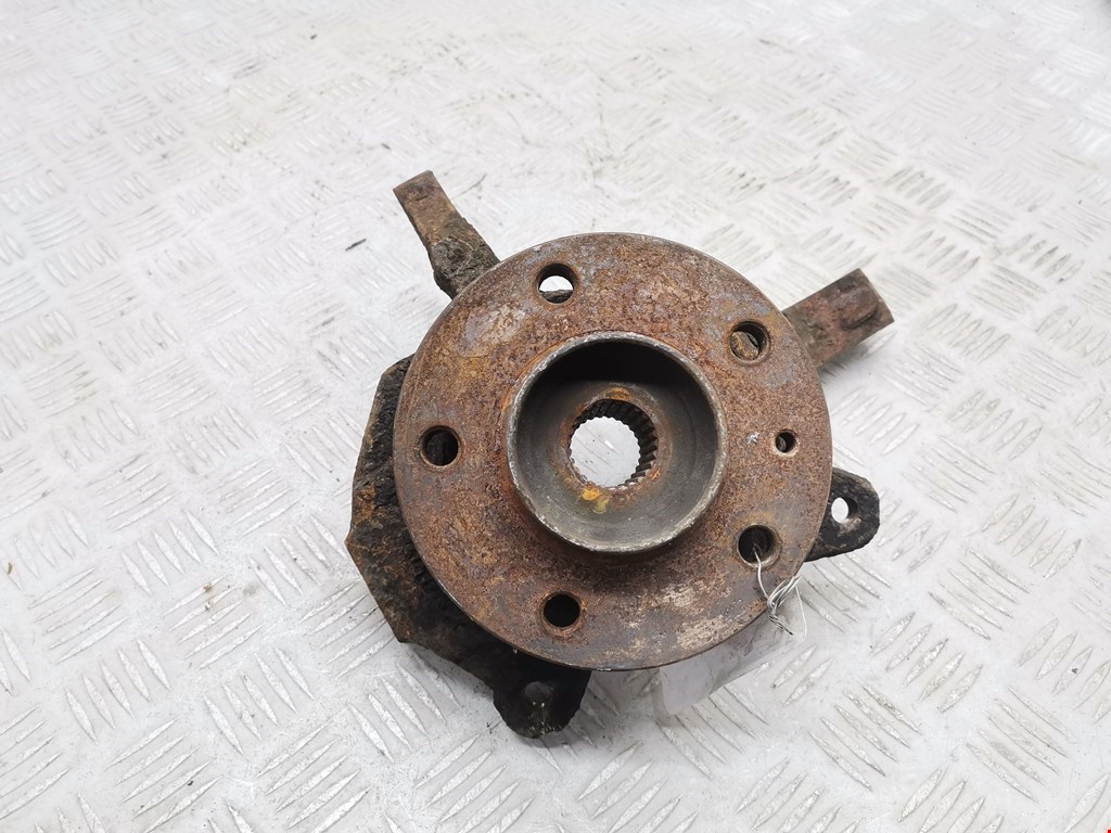 Ступица задняя правая OPEL Vivaro A 2001-2014