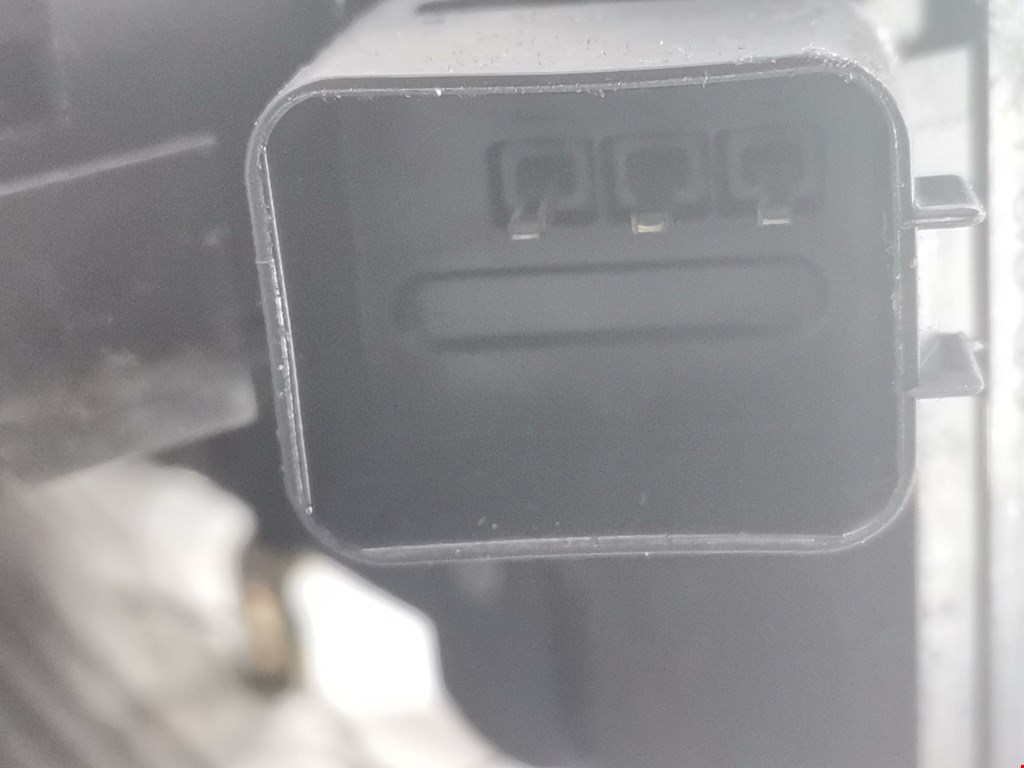 Замок двери задней правой FORD Focus I 1998-2005