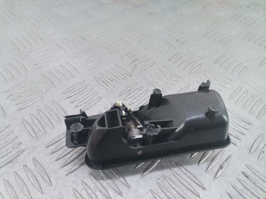 Ручка дверная задняя внутренняя правая VOLKSWAGEN Touran 2003-2010