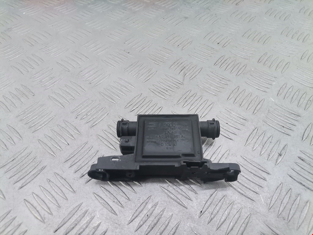 Блок управления центральным замком AUDI A4 B5 1995-2001